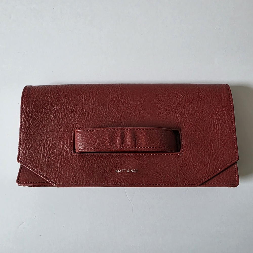 Matt & Nat Red Handheld Clutch
